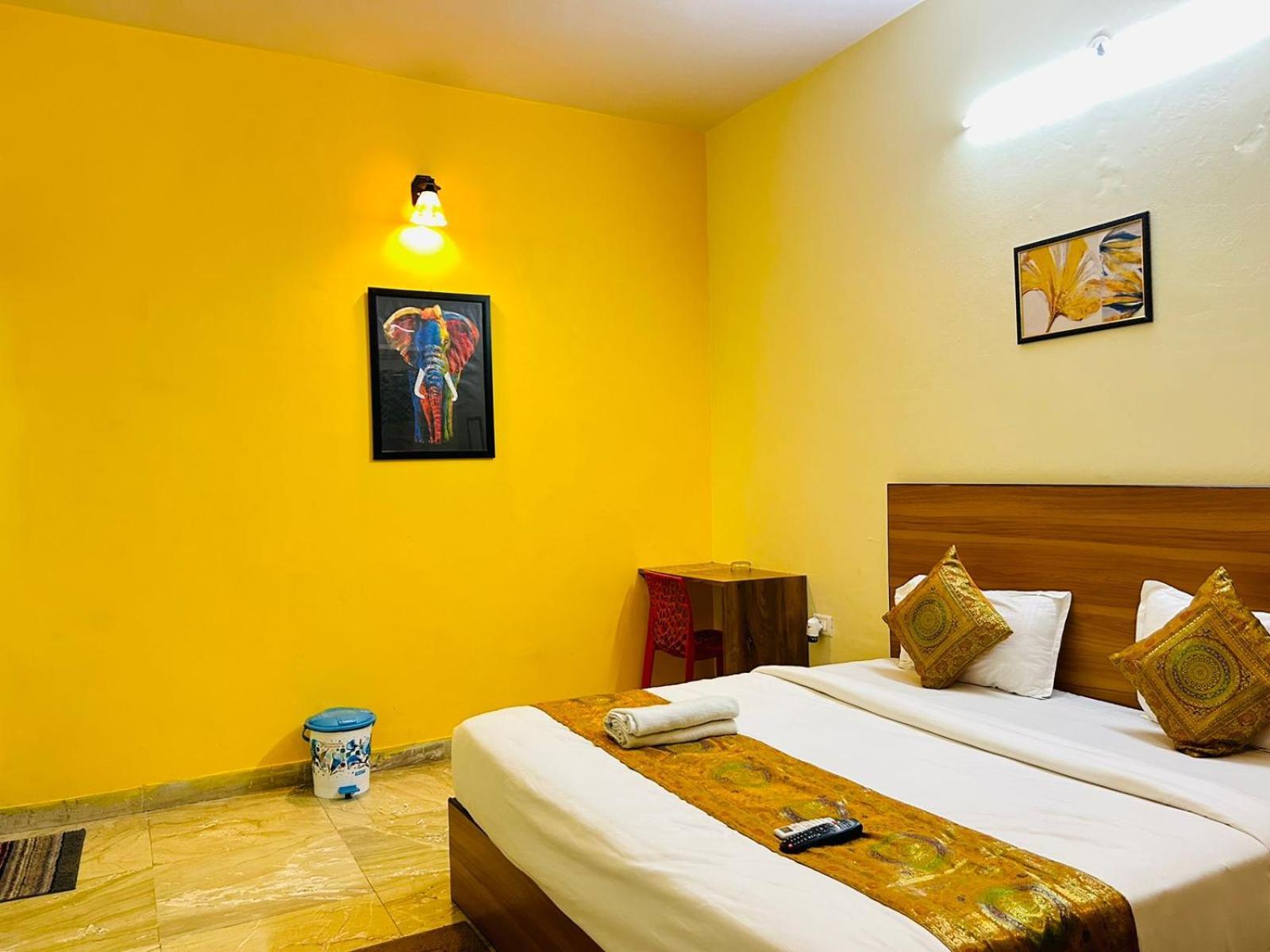 فاراناسي Shankar Vilaas -A Boutique Stay Forigners Choice Near Ghats And Temples المظهر الخارجي الصورة