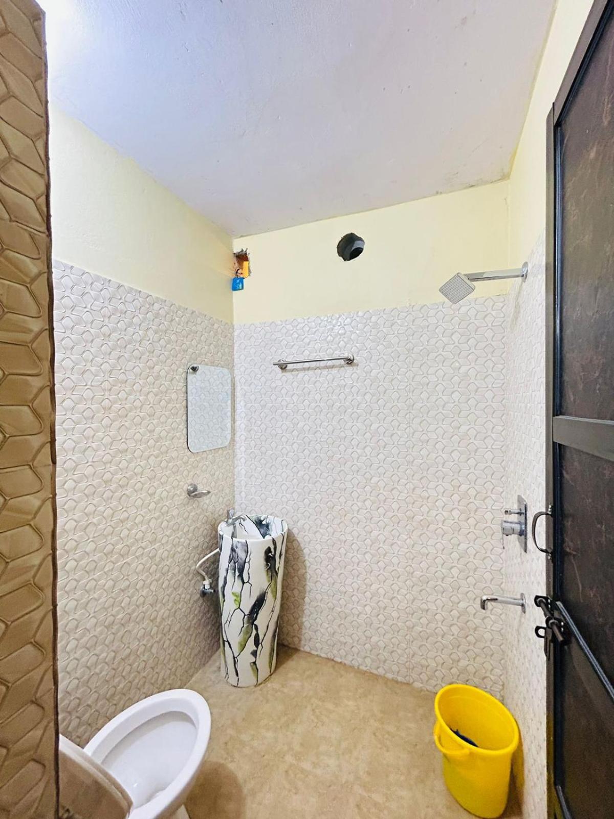 فاراناسي Shankar Vilaas -A Boutique Stay Forigners Choice Near Ghats And Temples المظهر الخارجي الصورة